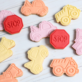 stop bord stempel  & cookie cutter - 2 delig