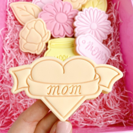 Hart MOM stempel & cookie cutter - 2 delig
