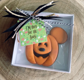 I'm here for the BOOs !  5,5 by 5,5 cm - rose gold folie -