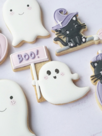 spookje met bord cookie cutter 8 cm