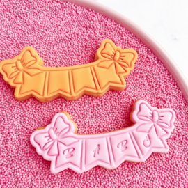 Baby banner stempel  & cookie cutter - 2 delig
