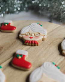 Kerstvrouw cookie cutter & hulp stencil