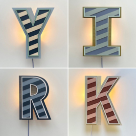 WANDLAMP | Letter