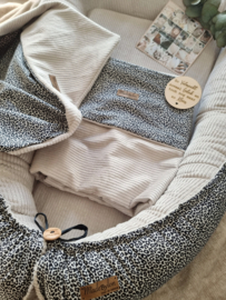 Babynestje Panter Zand /Greige Velvet Rib