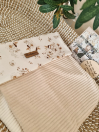 Deken Champagne Velvet Rib / Romantic flower