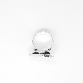 Zilveren ring met parel en calcedoon