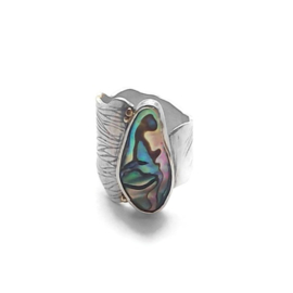 ring met parelmoer