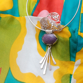 filigrein hanger met paarse jaspis
