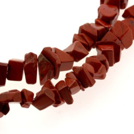 streng 80cm / chips edelsteen Red jasper p/streng