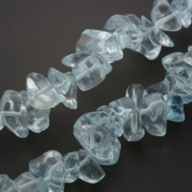 streng 80cm / chips crystal licht blauw p/streng