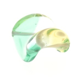 glaskraal twist 25 x 20 mm handgemaakt licht groen