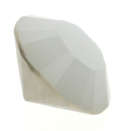 1028 Xilion Chaton puntsteen 4,00 mm / PP 32 white alabaster F (281) p/50