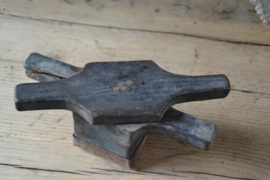 Oude houten juicer
