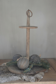 Oude etagère