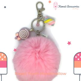 Sweet Tooth Marshmallow Pompon - Kawaii bagchain / kawaii keychain