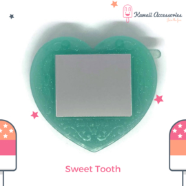 Sweet Tooth - Kawaii make up mirror