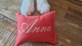 Rood Snuffelzakje met de Naam Anna erop 😻
