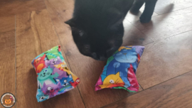 NIEUW/ 2 Snuffelzakjes Vrolijke Kat (gevuld met geurexplosie)