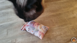 NIEUW/ Snuffelzakje Fantasy cat roze (gevuld met catnip)