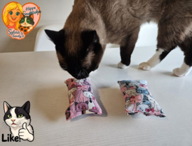 NIEUW/ 2 Snuffelzakjes Schattige katten (gevuld met matatabi)