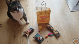 DAGAANBIEDING 5 delige startersset Volijke katten en bloemen (gevuld met catnip, valeriaan en matatabi)