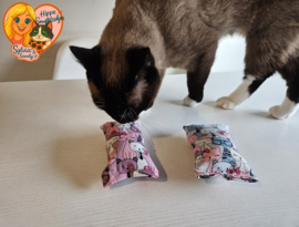 NIEUW/ 2 Snuffelzakjes Schattige katten (gevuld met matatabi)