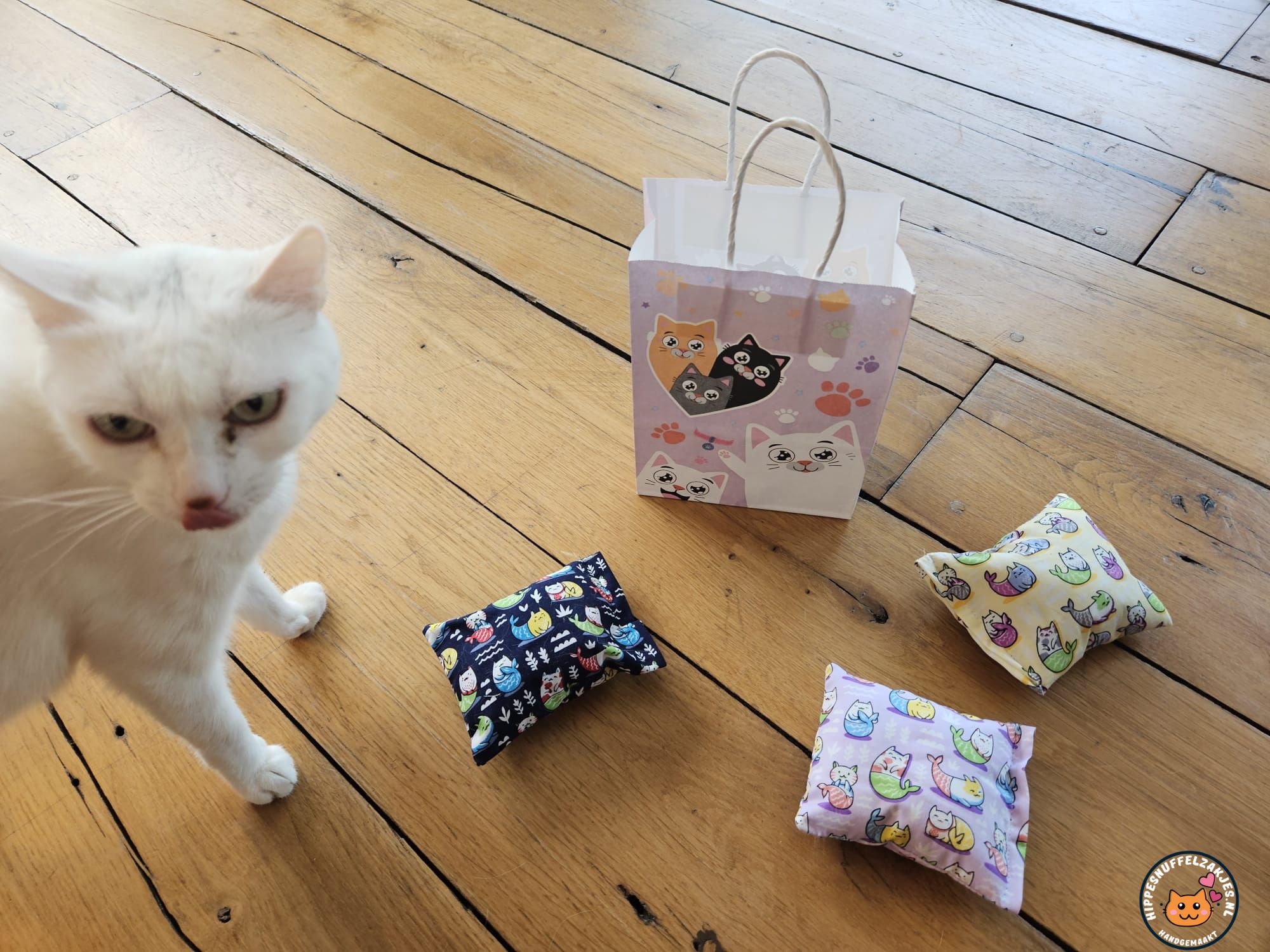 3delige cadeauset Snuffelzakjes Starterspakket  Poesemerminnen (gevuld met catnip, valeriaan en matatabi)