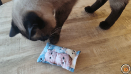 NIEUW/ BLAUW Snuffelzakje Fantasy cat blauw (gevuld met matatabi en catnip)