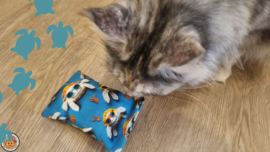 NIEUW/ Snuffelzakje Vrolijke schildpad (gevuld met catnip én valeriaan)