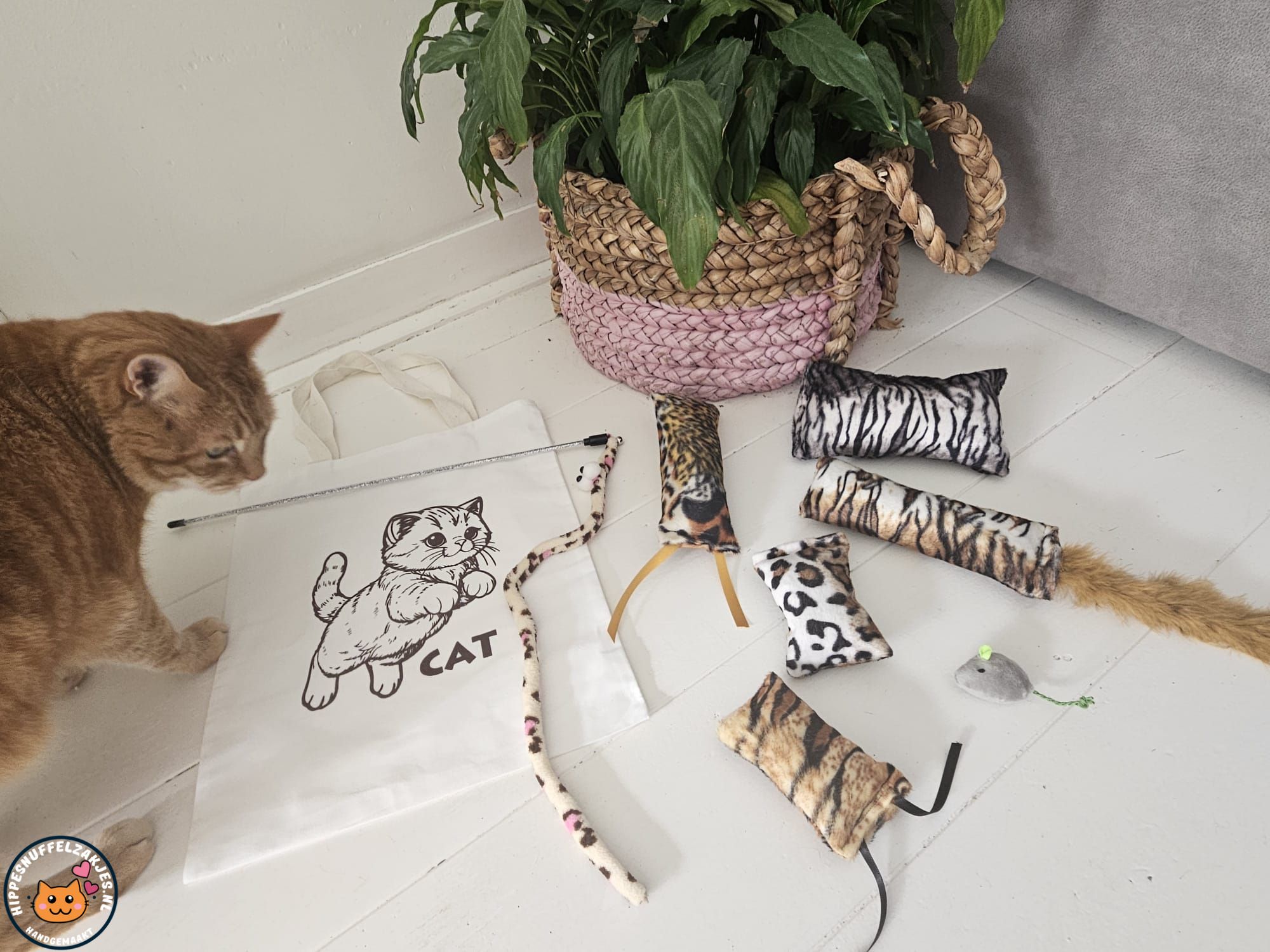 7 delige Cadeautas Wild Animals (vijf verschillende geuren, knisper, belletje, staart en lintjes)