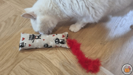 NIEUW / Snuffelzakje gym Kittylove met rode staart (gevuld met catnip)