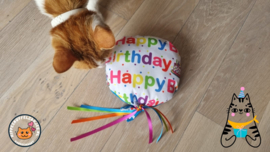 Snuffelballon Happy Birthday (blauwl) met lintjes, belletjes knisper (gevuld met catnip én valeriaan)