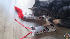 NIEUW/ Snuffelzakjeset Kittylove met staart en lintjes (gevuld met catnip)