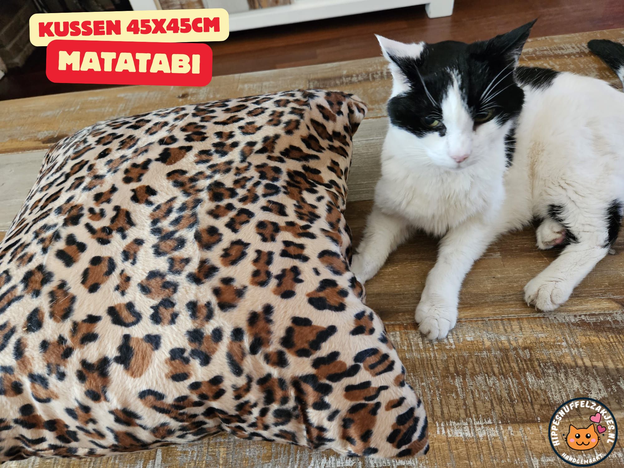 NIEUW/ SnuffelKUSSEN Panter (gevuld met matatabi)