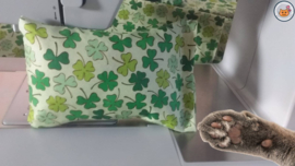 NIEUW/ Snuffelzakje Klavertje 4  (gevuld catnip)