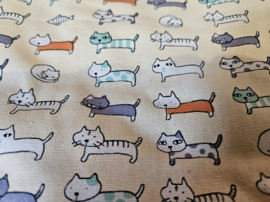 AANBIEDING / Licht geel vensterbankkussen Katten 25x60 (gevuld met catnip én valeriaan)