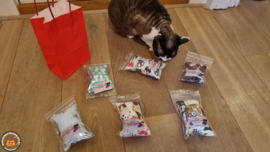 UNIEK/ 6 delige kennismakkingspakket snuffelzakjes/ 6 verschillende geuren