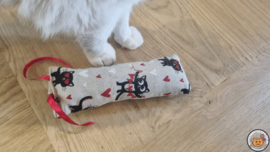 NIEUW / Snuffelzakje gym Kittylove met lintjes (gevuld met catnip)