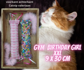 Dubbelzijdig Snuffelzak Gym XXL Birthday Girl  met staart  en lintjes (gevuld met catnip/valeriaan)