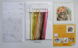 Lanarte Telpakket kit Maine coon met bloemenkrans