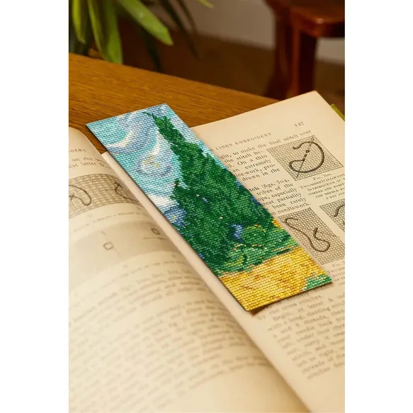 DMC Kruissteek kit boek. Wheatfield Cypresses- Museum Collectie