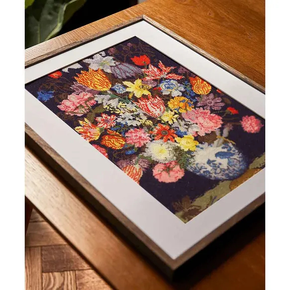 DMC Kruissteek kit A still life of flowers - Museum Collectie
