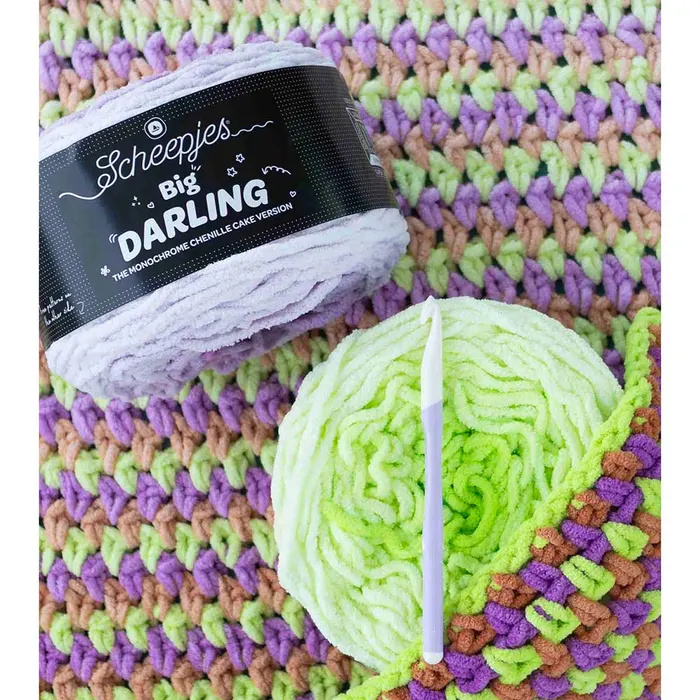 Scheepjes Big Darling Monochrome Cake - 435 Mantis