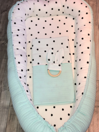 Babynestje dots mint groen