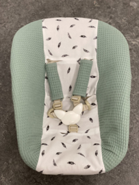 Stokke newborn hoes oud groen kleine veertjes