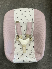 Stokke newborn hoes oud roze kleine veertjes