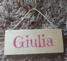 Naambordje Giulia
