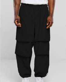 AIZZA Parachute Pants_Black_Man