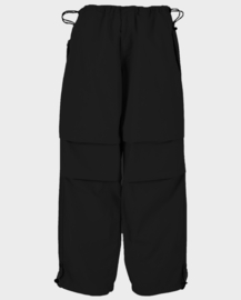 AIZZA Parachute Pants_Black_Woman