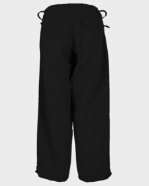 AIZZA Parachute Pants_Black_Woman